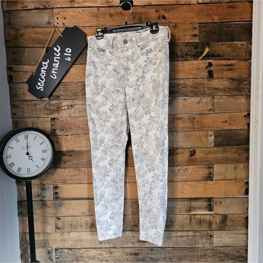 SALE-Seven7 women's Tummyless White Floral High Rise Skinny Slimming Jeans SZ 8